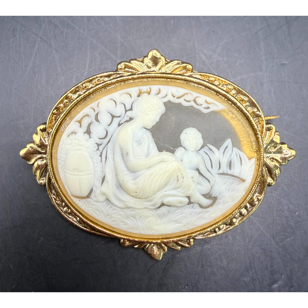Vintage Cameo Brooch Mother Child Scene Carved Lucite Gold Tone Ornate Oval